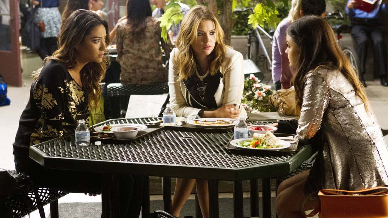 Pretty Little Liars 4. Sezon 20. Bölüm kapak