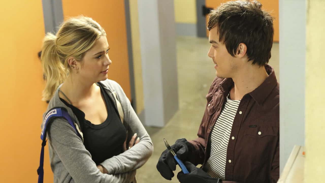 Pretty Little Liars 5. Sezon 18. Bölüm kapak