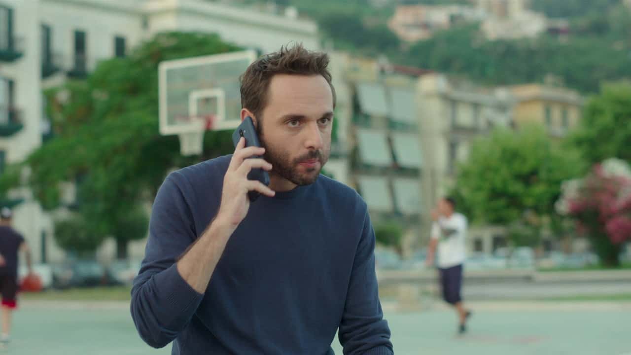 Sara - Gölgedeki Kadın 1. Sezon 3. Bölüm kapak