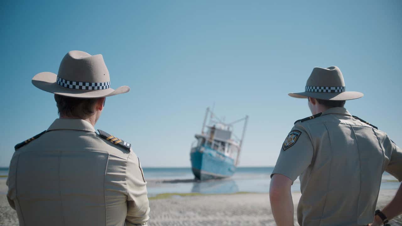 Tidelands 1. Sezon 1. Bölüm kapak