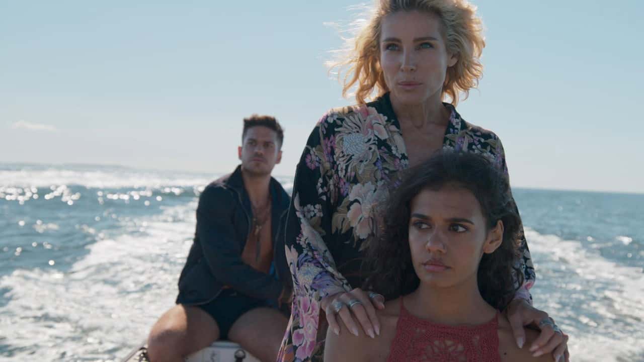 Tidelands 1. Sezon 3. Bölüm kapak