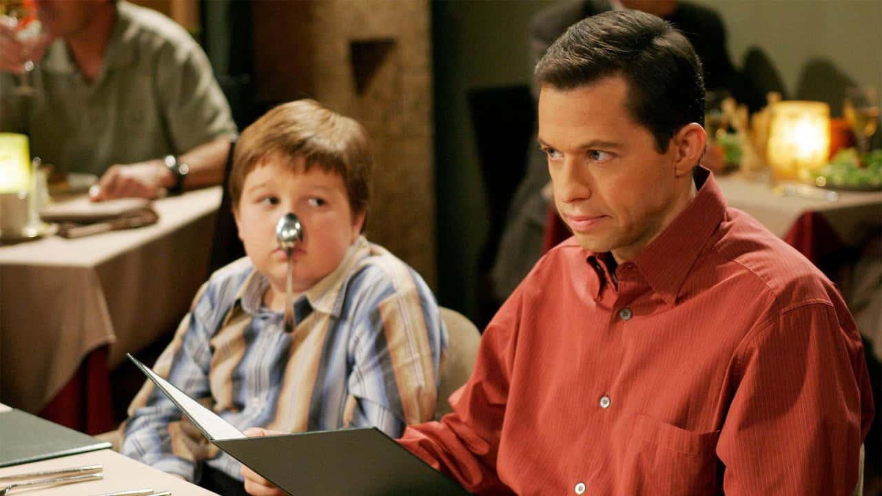 Two and a Half Men 3. Sezon 10. Bölüm kapak