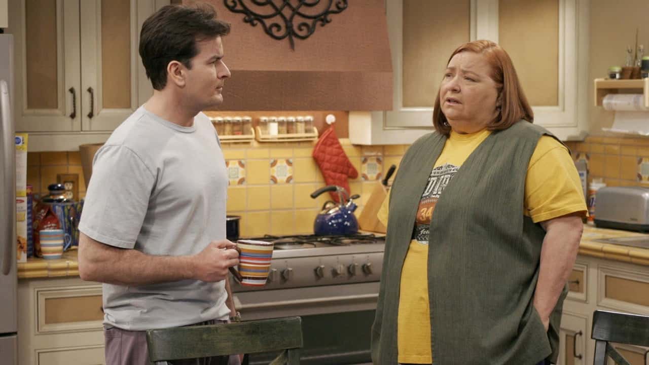 Two and a Half Men 3. Sezon 23. Bölüm kapak