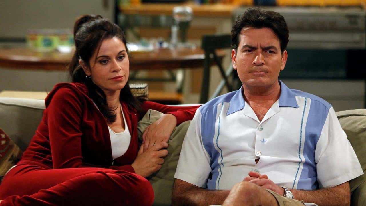 Two and a Half Men 6. Sezon 21. Bölüm kapak