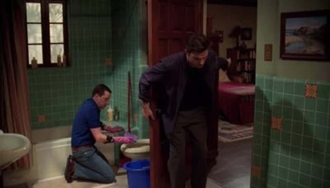 Two and a Half Men 9. Sezon 17. Bölüm kapak