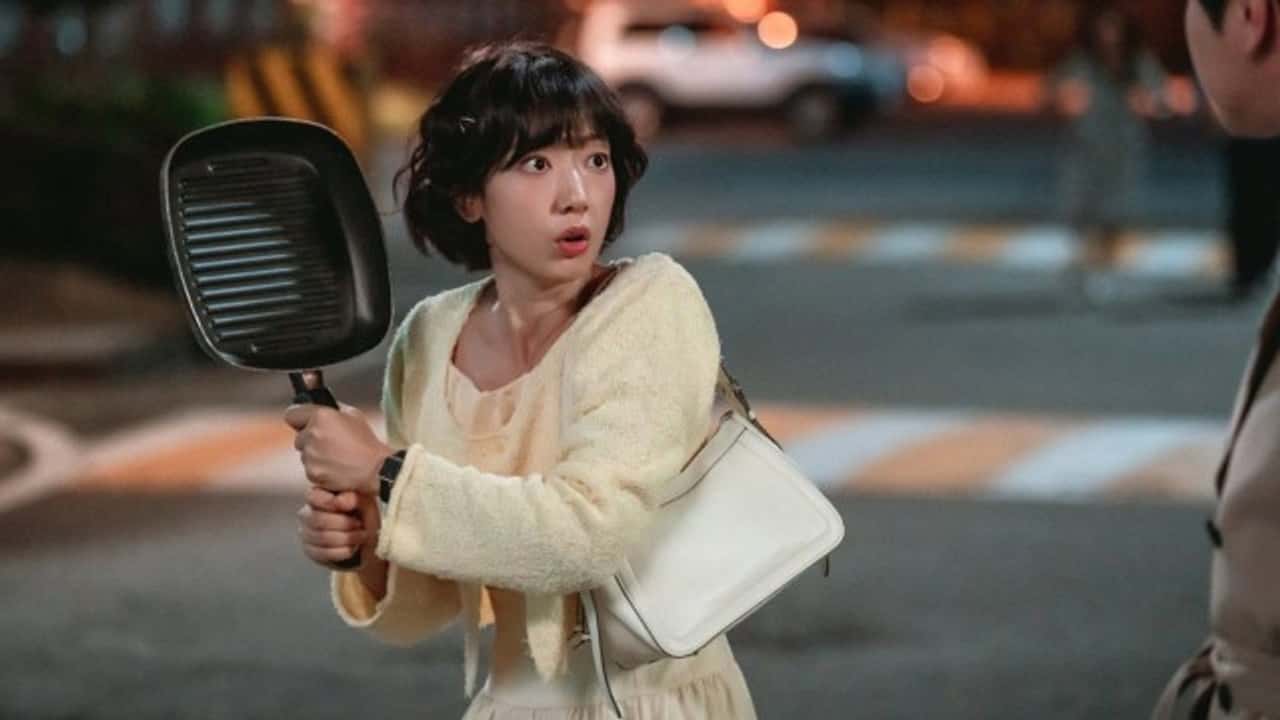 Undercover Miss Hong 1. Sezon 5. Bölüm kapak
