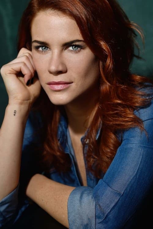 Courtney Hope filmleri