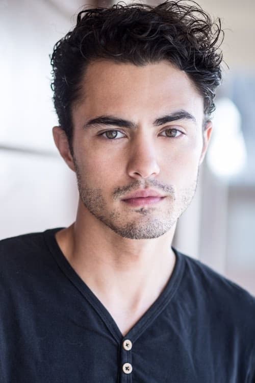 Darren Barnet filmleri