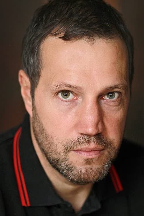 Julian Rivett filmleri